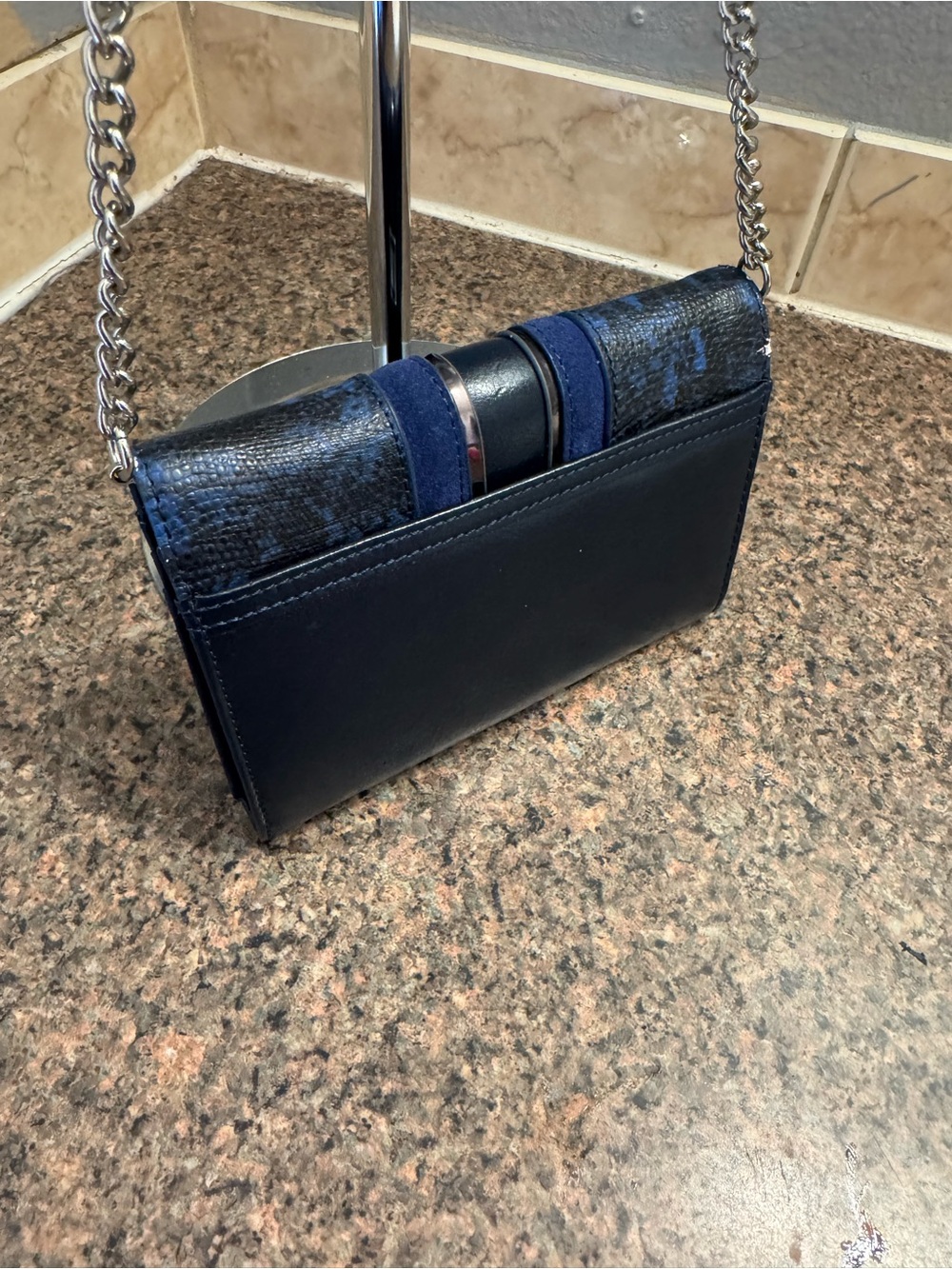 Sharif Navy & Black Crossbody Wallet on chain euc - Picture 4 of 8